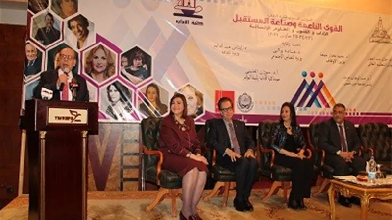 نائب رئيس جامعة عين شمس: القوى الناعمة أصبحت روشتة للتعامل مع صناع القرار