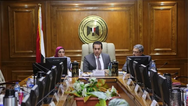 عبد الغفار يرأس اجتماع مجلس إدارة المعهد القومي لعلوم البحار