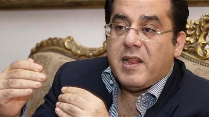 صبرى يطالب بمحاكمة أيمن نور لتعاونه مع المخابرات التركية والتحريض ضد البلاد