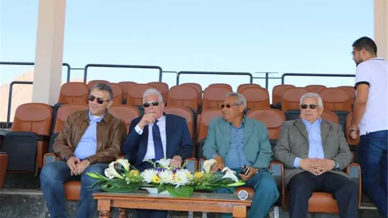 فوده يشهد اصطفاف التدريب العملى صقر 45 بشرم الشيخ و يتفقد مضمار الهجن الدولى