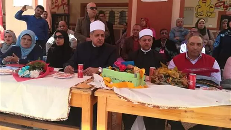 رئيس قطاع المعاهد الأزهرية يتفقد التقييم الجمهوري لمرشدات معهد سموحة بالإسكندرية
