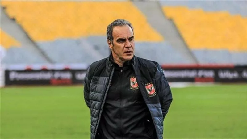 مفاجآت فى تشكيل الاهلى امام الزمالك