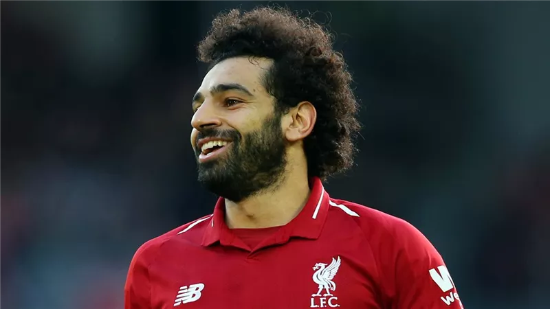 اسطورة المان يونايتد يتغزل فى محمد صلاح