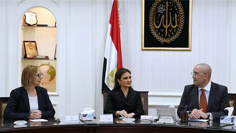 توقيع منحة لمعالجة 