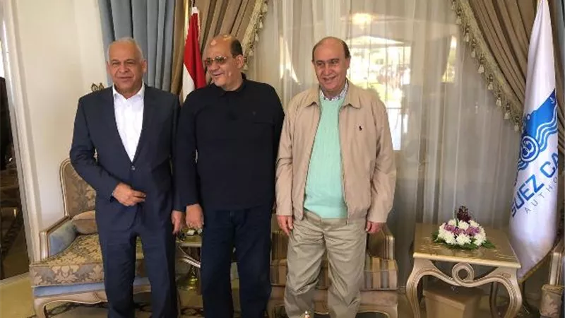 الفريق مميش واعضاء لجنة الصناعة بالبرلمان يتفقدون مشروعات المنطقة الصناعية بالعين السخنة
