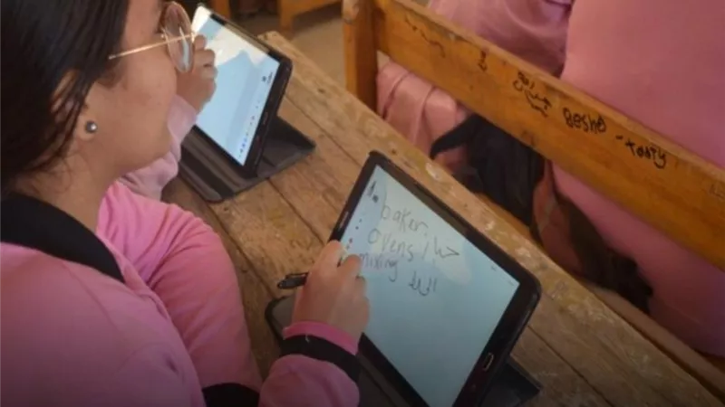 طارق شوقي: حتى الآن 500 ألف طالب يجرون إمتحان اللغة الفرنسية على التابلت