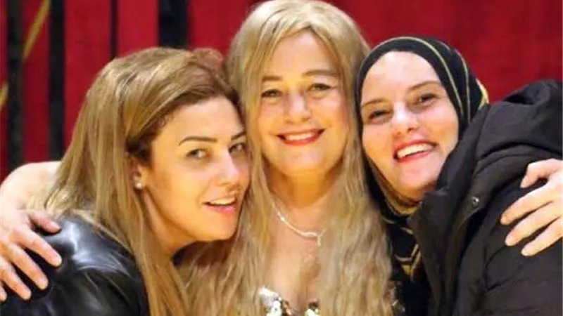 تكريم فاتن الحلو أفضل إمرأة عربية وأم مثالية