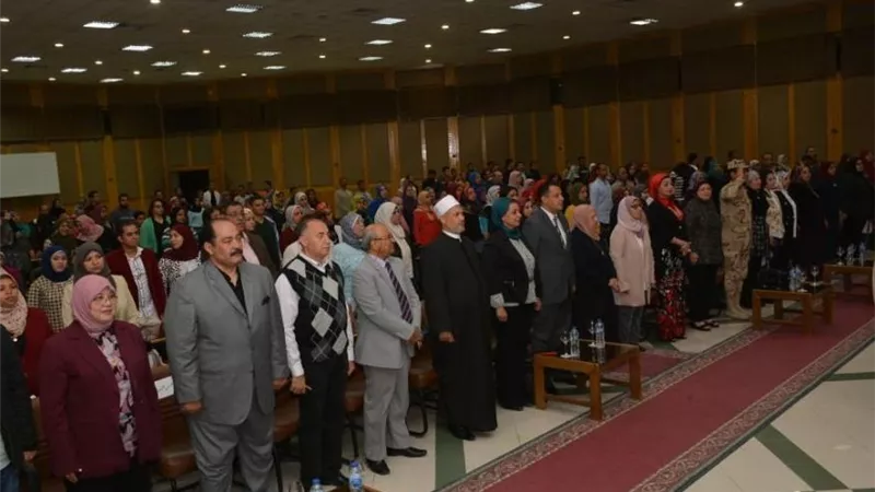 جامعة أسيوط تنظم حفلاً لتكريم الامهات المثاليات وعدد من القيادات النسائية بالمحافظة
