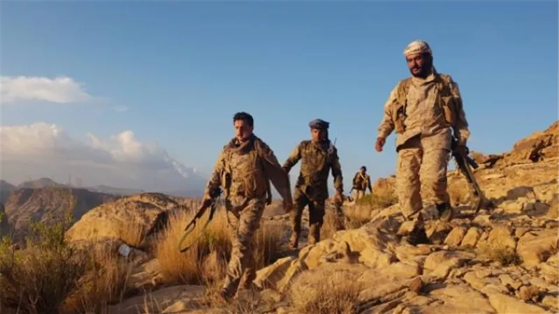 مقتل 15 من مسلحي الحوثيين في كمين نصبه الجيش اليمني