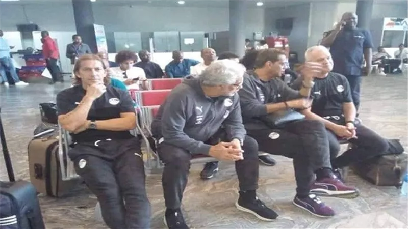 منتخب مصر وصل القاهرة بتعادل وهزيمة
