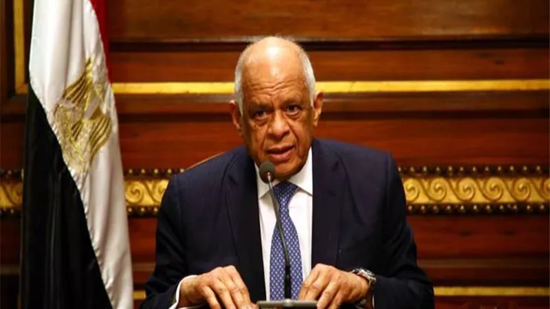 على عبد العال لرؤساء الاحزاب: لا يوجد تشريع لحل بعض الاحزاب وزمن الحزب الوطني انتهي