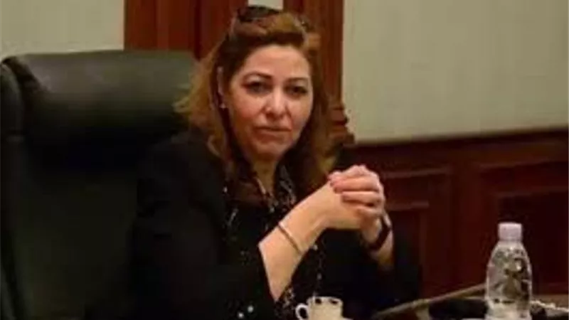 النيابة تحيل سعاد الخولي وصديقتها للجنايات بتهمة غسل الأموال
