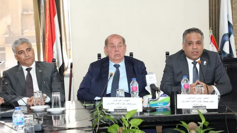 جمعية رجال الأعمال ترفع شعار 