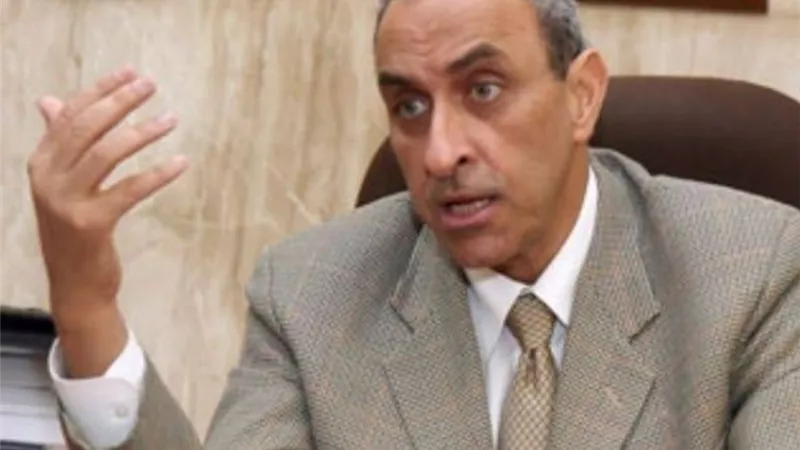 وزير الزراعه السابق يطالب بتخصيص نسبة للعمال والفلاحين بالتعديلات الدستورية