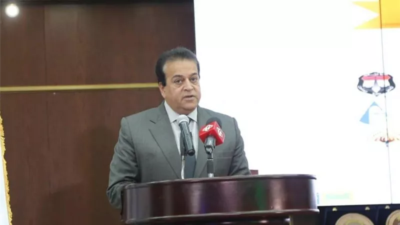 وزير التعليم العالي يفتتح عددا من المنشآت بجامعة مدينة السادات
