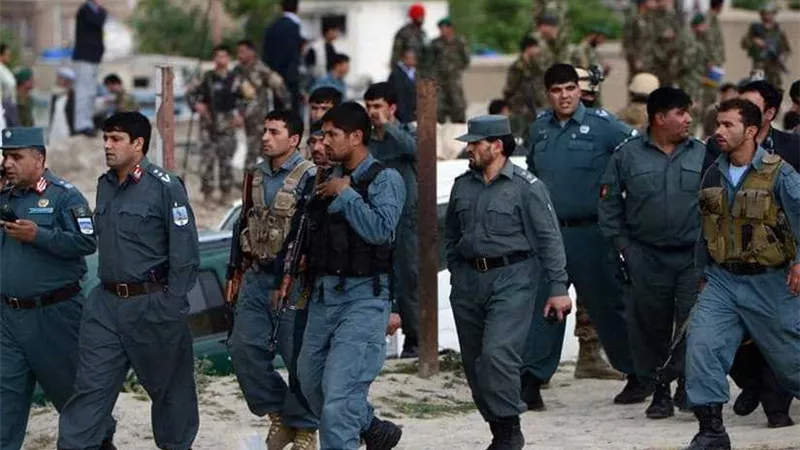 مقتل 17 من عناصر الشرطة الأفغانية فى هجمات لطالبان