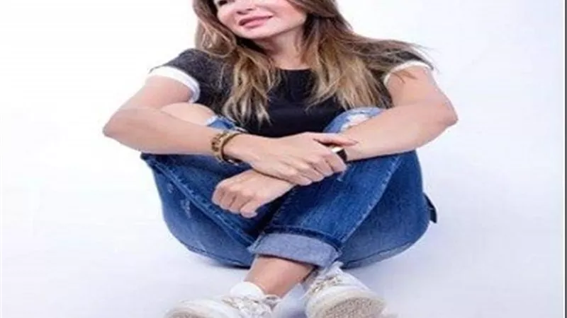 دينا المسيري ترفع شعار الأناقة والبساطة في مجموعتها الرمضانية الجديدة