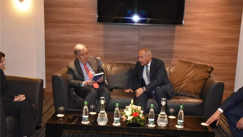 أبو الغيط يبحث مع سكرتير عام الأمم المتحدة دعم القضية الفلسطينية وتسوية النزاعات في المنطقة العربية