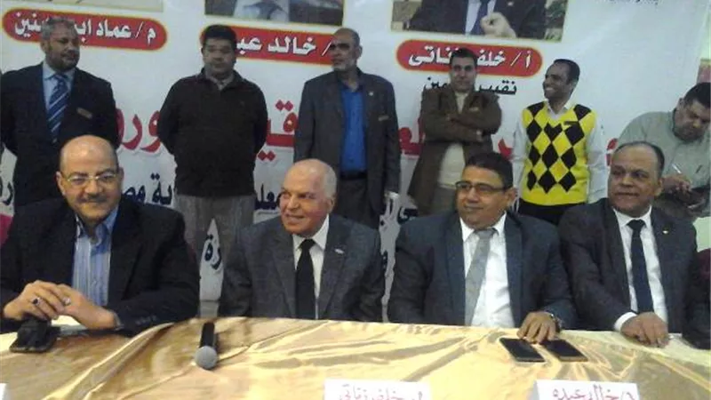 تكريم 150 معلم مثالى من ادارة مصر القديمة التعليمية بنقابة المعلمين