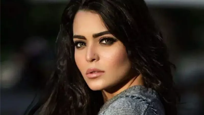 اليوم.. الفنانة أسماء جلال ضيفة برنامج أصح لدنيا على راديو مصر