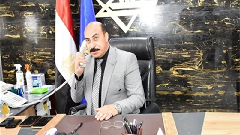 محافظ أسوان يوجه المسئولين بعدم قطع المياه من الآن وحتى نهاية شهر سبتمبر القادم