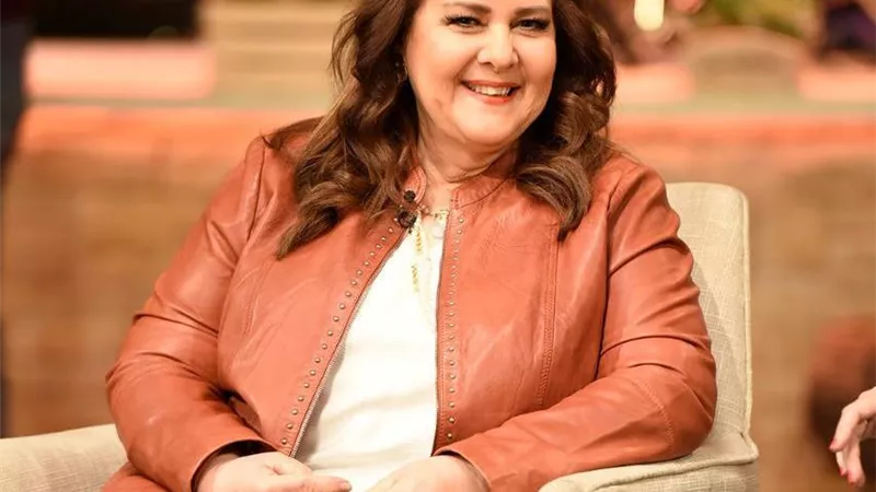 خالد جلال ناعيًا الفنانة دلال عبدالعزيز: 