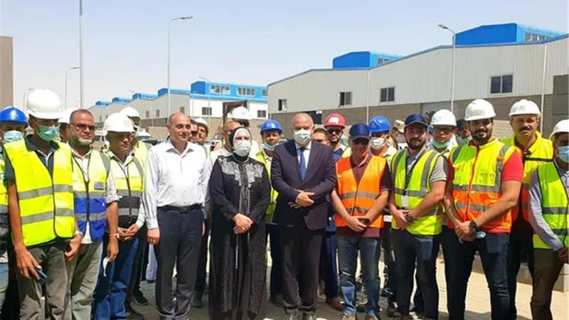 نيفين جامع: الانتهاء من إنشاء مجمع الصناعات الصغيرة والمتوسطة بمنطقة 