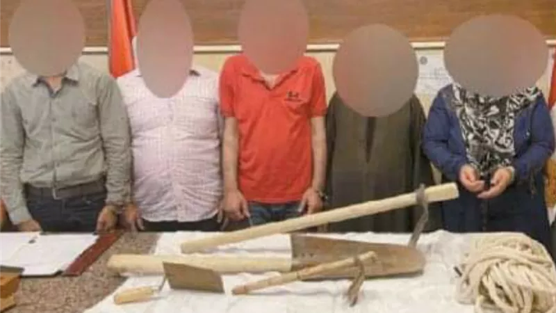 وهم وسراب.. جوه السرداب! أحلام الثراء.. ضيعت أم هناء تحفر تحت بيتها.. والمباحث جابتها