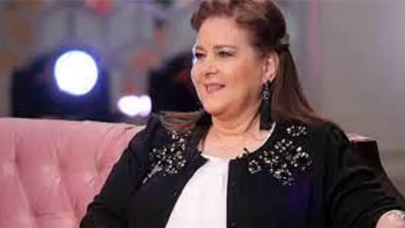 لقاء الخميسي تنعى دلال عبد العزيز : 
