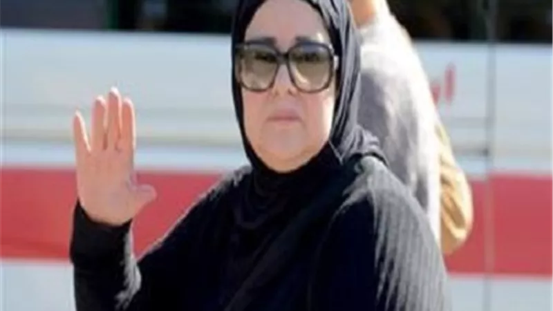 تحرك جثمان دلال عبد العزيز لمقابر الأسرة بمدينة نصر