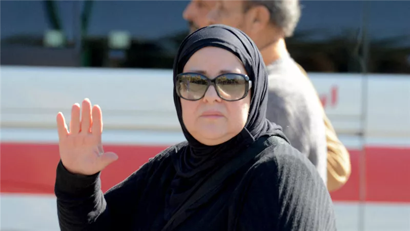 وفاة الفنانة دلال عبدالعزيز بعد رحلة كبيرة مع المرض