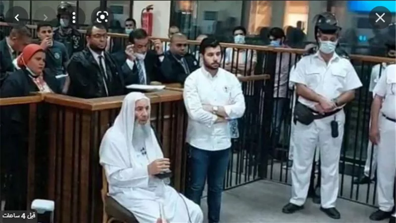 محمد حسان للمحكمة : الجماعات التي تستحل دماء اخواننا في الجيش والشرطة منحرفة عن كتاب الله