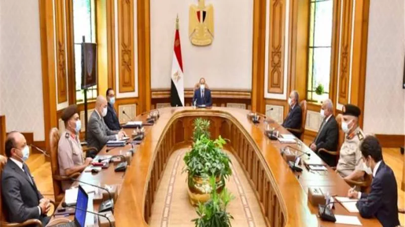السيسى يستعرض فرص الاستفادة من أحدث النظم التكنولوجية الخاصة بتحلية المياه