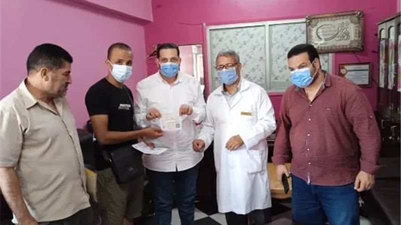 جهود مكثفة لاستخراج الشهادات المعتمدة للحاصلين على لقاح كورونا بالمركز الطبية بالشرقية