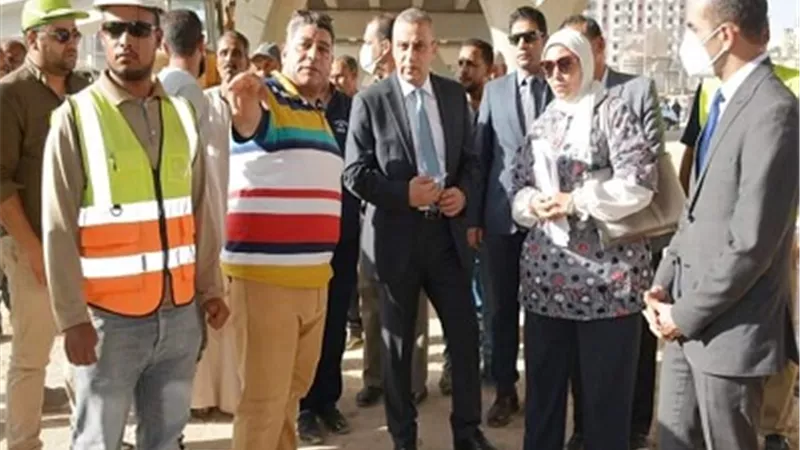 محافظ سوهاج يتفقد أعمال تنسيق الموقع العام لكوبري الثقافة