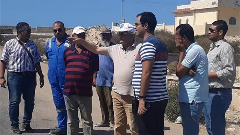 رئيس شركة مياة مطروح يتفقد افرع الشركة بطول الساحل الشمالي صور