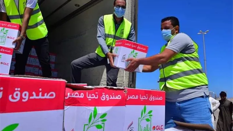 محافظ مطروح يتابع مبادرة بالهنا والشفا التي وصلت لنجوع براني غرب مطروح