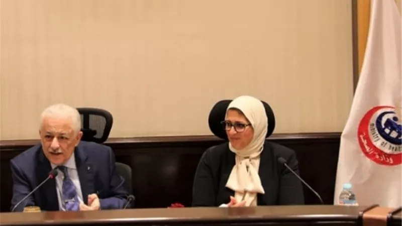 وزير التعليم نعمل على استغلال القنوات التعليمية لتكثيف التوعية الصحية للطلاب