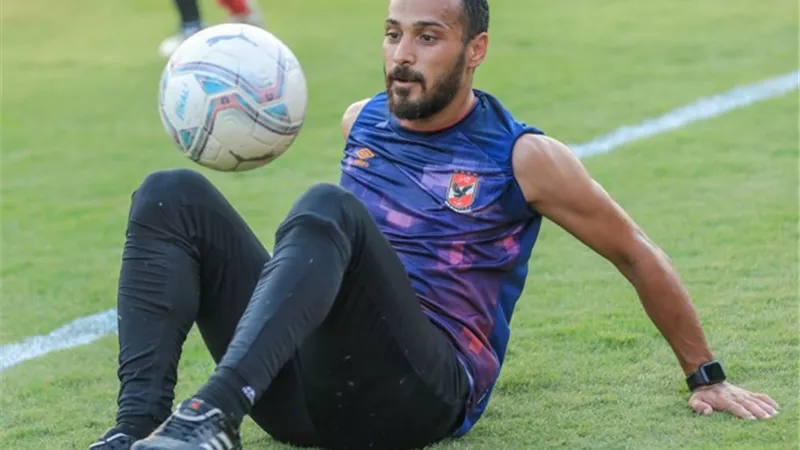 طبيب الأهلي يكشف آخر تطورات إصابة ثلاثي الفريق