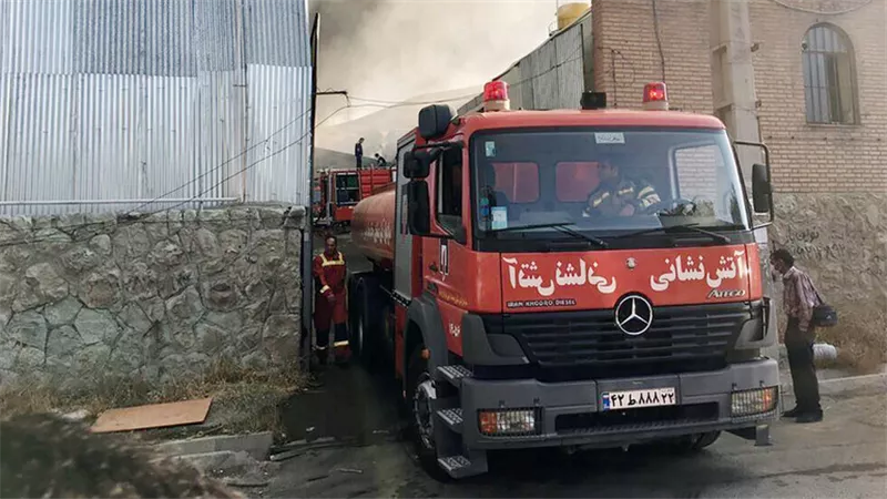 اندلاع حريق في مصنع بتروكيميائيات بجزيرة خارك الإيرانية