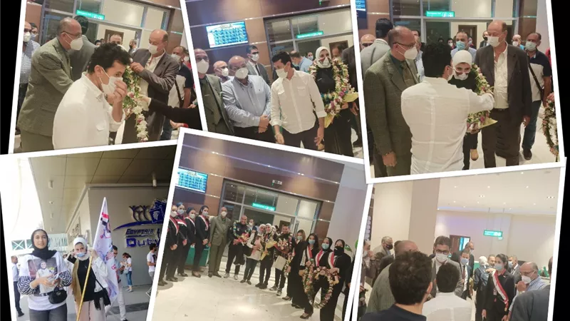 طائرة البعثة الأولمبية تعود من طوكيو