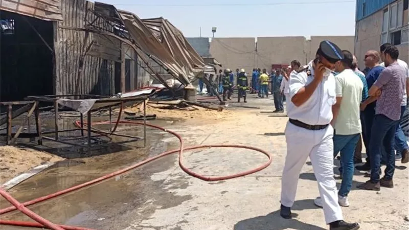 الدفاع المدنى يسيطر على حريق مصنع بن لادن فى مدينة بدر.. بالصور