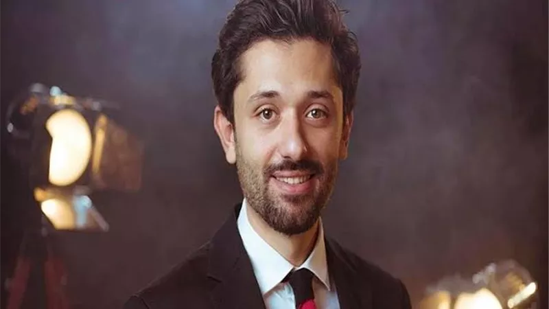 كريم محمود عبد العزيز يحتفل ب