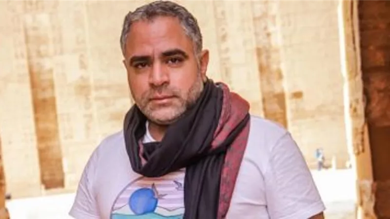 محمد شاهين زوج ايناس كامل فى 