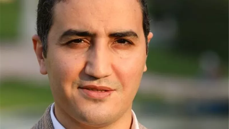 رباعيات نبيل عبدالفتاح (2)