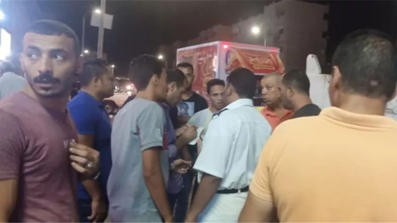 جهاز دمياط الجديد ينفذ حملة على الإشغالات والمحلات المخالفة.. بالصور