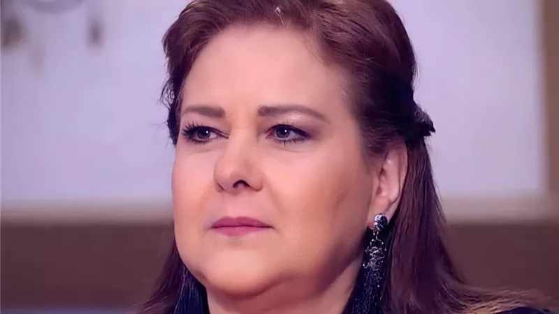 رشوان توفيق يحكي للغيطي رؤيته لـ دلال عبدالعزيز باللبس الاخضر.. فيديو