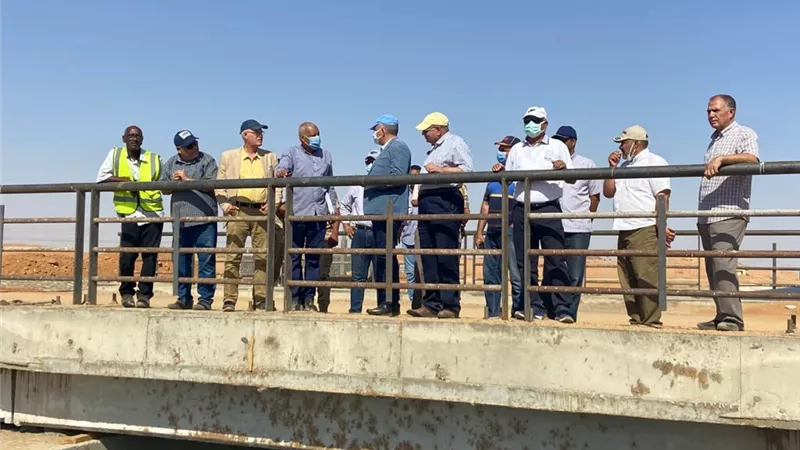 عبد العاطى يتفقد الأعمال الجارى تنفيذها بالمشروع القومى لتنمية جنوب الوادى