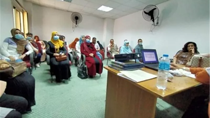 ورشة عمل لمديري المستشفيات وفرق الجودة و إدارة المخاطر بسوهاج ..صور