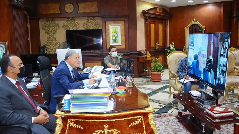 محافظ المنيا: هيئة المساحة رفعت 482 قطعة ارض مساحيا لتقام عليها مشروعات حياة كريمة
